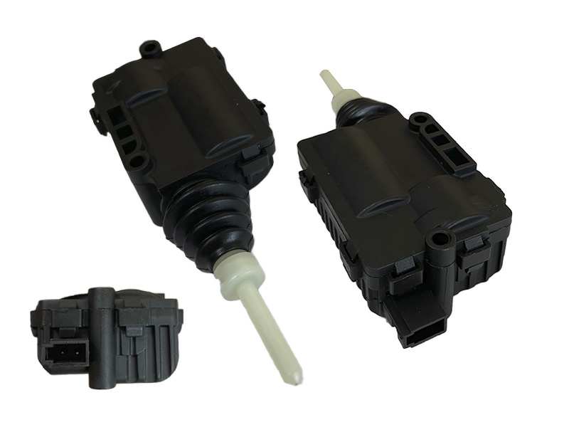 Fuel cap lock